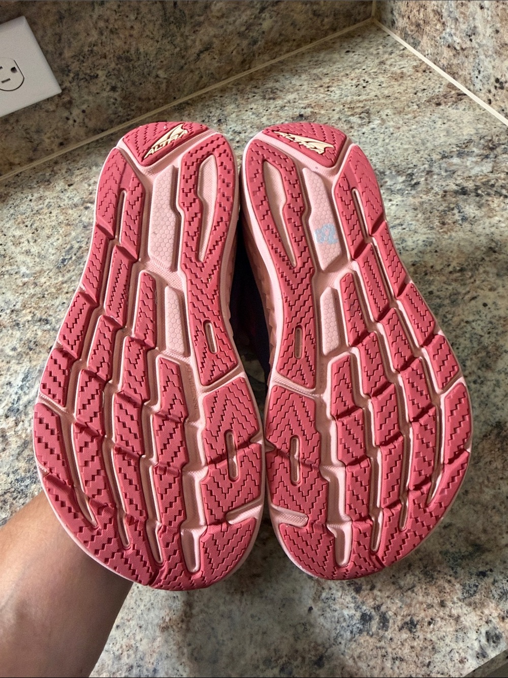 Altra Torin 7 Women's Navy Blue and Pink Running Sneakers - Picture 11 of 11